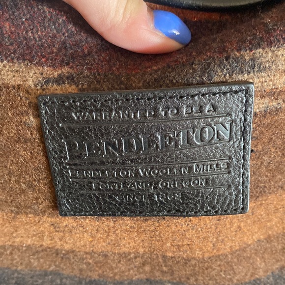 Pendleton Aztec Southwest Wool small weekender Bag - Picture 11 of 16